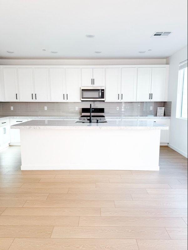 property at 885 Dunkirk River Ct