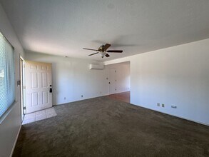 3521 Grant Park Dr in Carmichael, CA - Building Photo - Building Photo