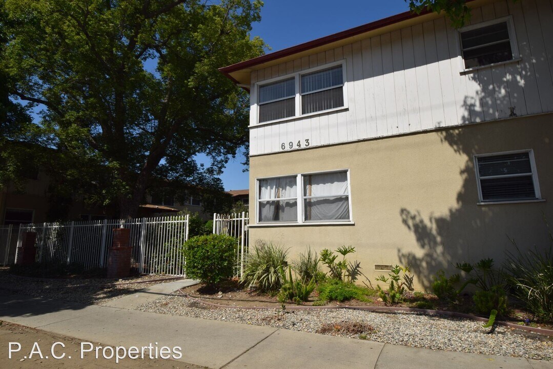 6937 Kester Ave in Los Angeles, CA - Building Photo