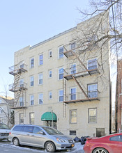 34-35 100th St in Flushing, NY - Building Photo - Building Photo