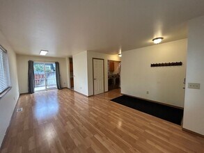 312 W 9th Ave in Ellensburg, WA - Building Photo - Building Photo