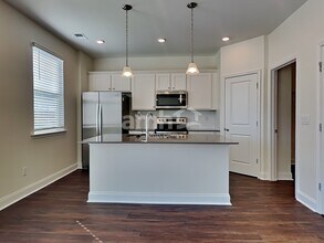 515 Plumeria Ln in Summerville, SC - Building Photo - Building Photo