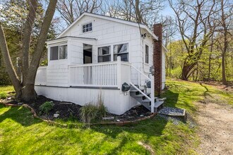 9 Nonantum Rd in Marblehead, MA - Building Photo - Building Photo