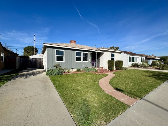 4139 Gaviota Ave in Long Beach, CA - Building Photo - Building Photo
