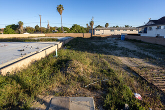 Leffingwell Apartment Complex in Whittier, CA - Building Photo - Building Photo