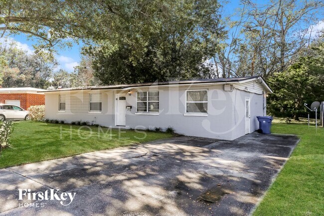 2214 Red Oak Dr in Jacksonville, FL - Building Photo - Building Photo