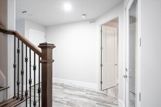 5648 Larkin St in Houston, TX - Building Photo - Building Photo