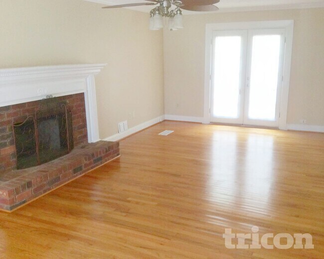 822 Weatherwood Trce in Lawrenceville, GA - Foto de edificio - Building Photo