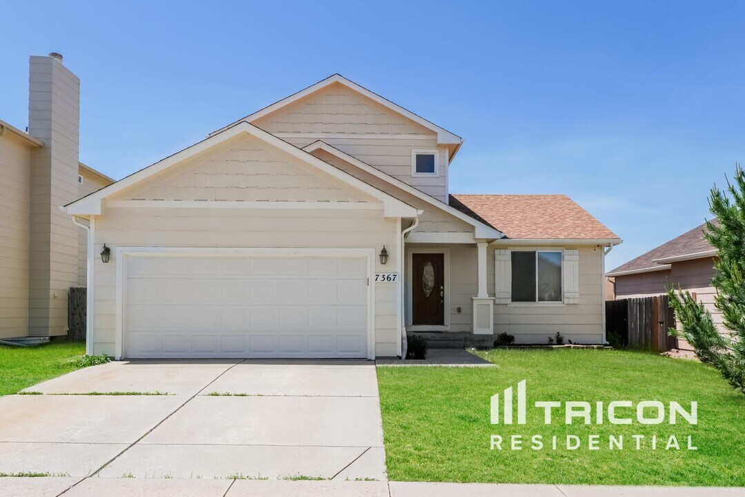 7367 Manistique Dr in Colorado Springs, CO - Building Photo