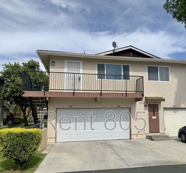 668 Avenida del Platino in Thousand Oaks, CA - Building Photo