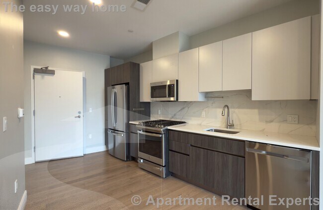 9 Central St in Somerville, MA - Foto de edificio - Building Photo