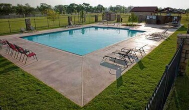 7024 34th Pl in Lubbock, TX - Building Photo - Building Photo