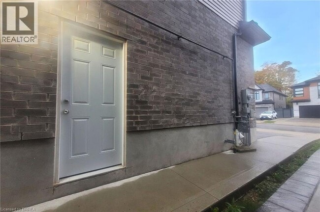 22 Ian Ormston Dr in Kitchener, ON - Building Photo - Building Photo