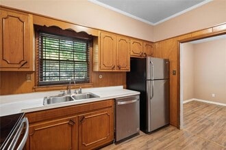 2825 Cottage Hill Rd in Mobile, AL - Building Photo - Building Photo