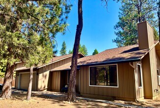 69231 Lariat in Sisters, OR - Building Photo - Building Photo
