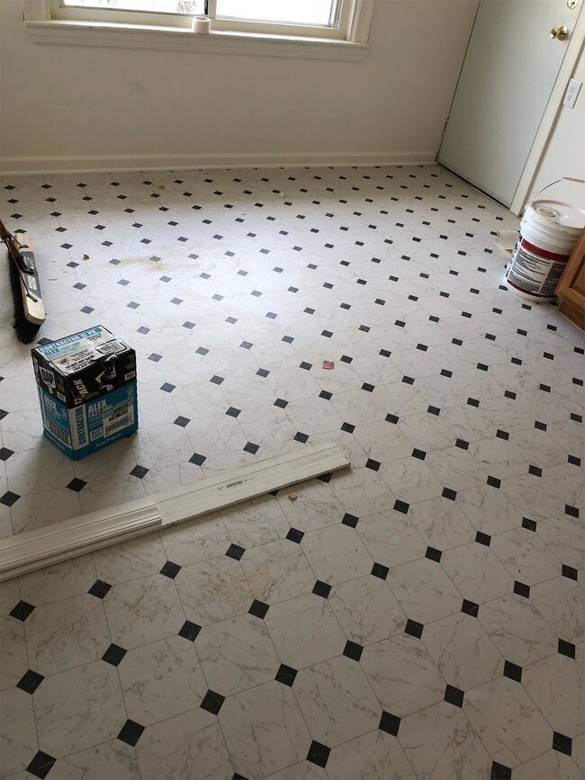 518 N Black Horse Pike-Unit -2 in Runnemede, NJ - Building Photo - Building Photo