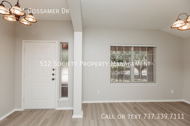 11421 Gossamer Dr in Austin, TX - Building Photo - Building Photo