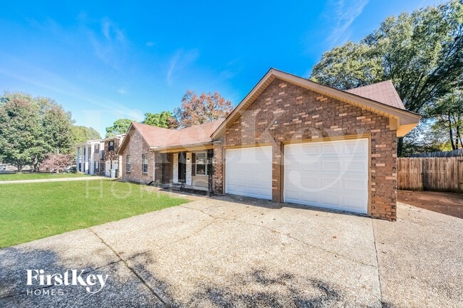 1374 Greenland Rd in Memphis, TN - Building Photo - Building Photo