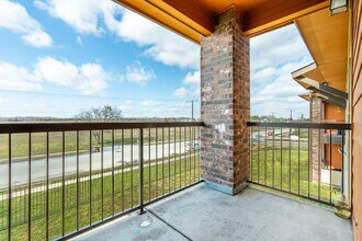 Solaris Ranch in Fort Worth, TX - Building Photo - Building Photo