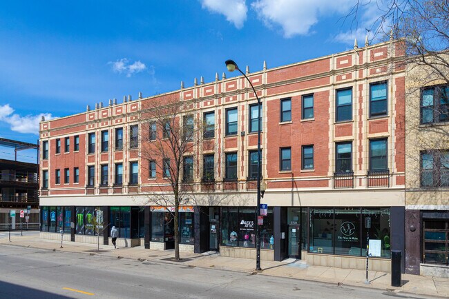 2731-2741 N Milwaukee Ave in Chicago, IL - Building Photo - Building Photo