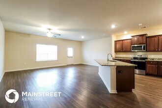 585 Clover Cir in Springville, AL - Foto de edificio - Building Photo