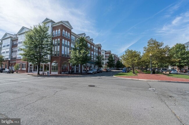 property at 4950 Brenman Park Dr