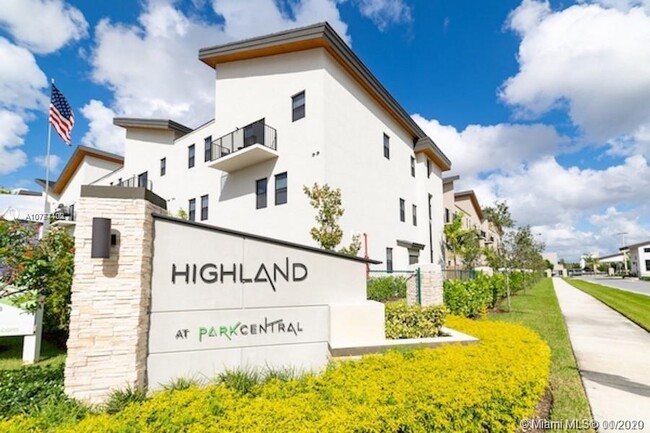 10431 NW 82nd St, Unit 1 in Doral, FL - Foto de edificio - Building Photo
