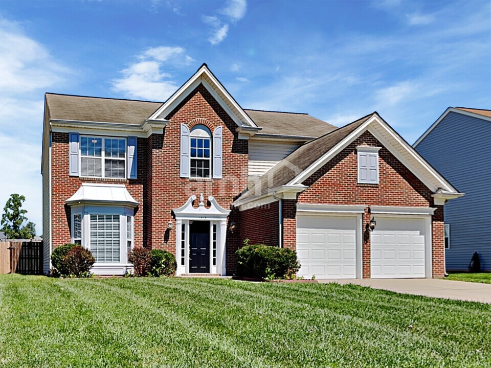 1413 Cantwell Ct in High Point, NC - Building Photo