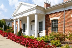 Ventana Hills in Coraopolis, PA - Building Photo