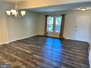 5032 Merganser Ct in Frederick, MD - Building Photo - Building Photo