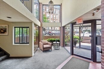 1600 Massachusetts Ave in Cambridge, MA - Building Photo