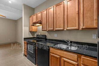 4244 Chouteau Ave in St. Louis, MO - Building Photo - Building Photo