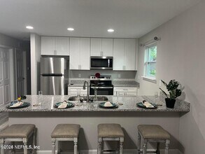 2146 Thelma St in Jacksonville, FL - Building Photo - Building Photo