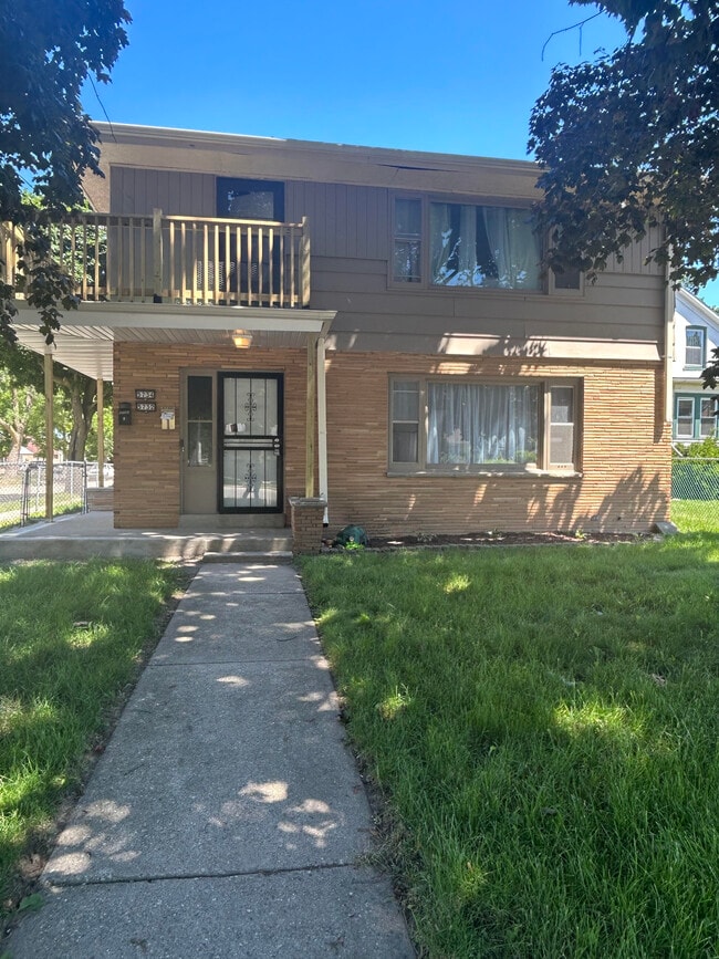 property at 5732-5734-5734 W Villard Ave