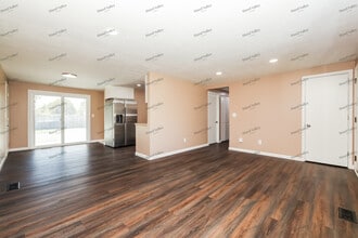 6846 Alter Rd in Dayton, OH - Building Photo - Building Photo