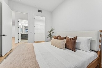 701 Hudson in Los Angeles, CA - Foto de edificio - Building Photo