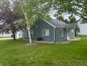220 W 2nd St in Kimberly, WI - Building Photo - Building Photo