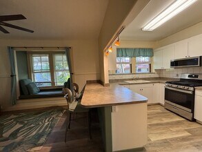 1630 Lusitana St, Unit A in Honolulu, HI - Building Photo - Building Photo