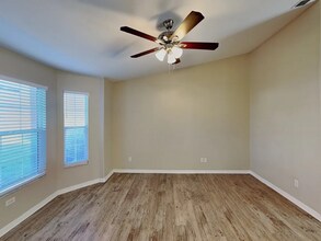 3835 Springlake Village Ct in Kissimmee, FL - Building Photo - Building Photo