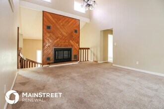 12212 E 58th Terrace in Kansas City, MO - Building Photo - Building Photo