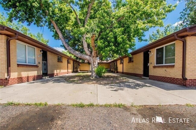 4574 Everett Ct in Wheat Ridge, CO - Building Photo - Building Photo