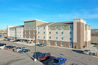 Extended Stay America St. Paul Woodbury in Woodbury, MN - Building Photo - Building Photo