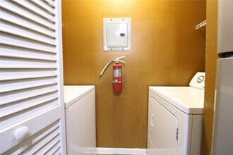 4348 S Kirkman Rd in Orlando, FL - Building Photo - Building Photo