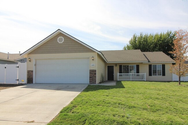 property at 4608 Yucatan Ct