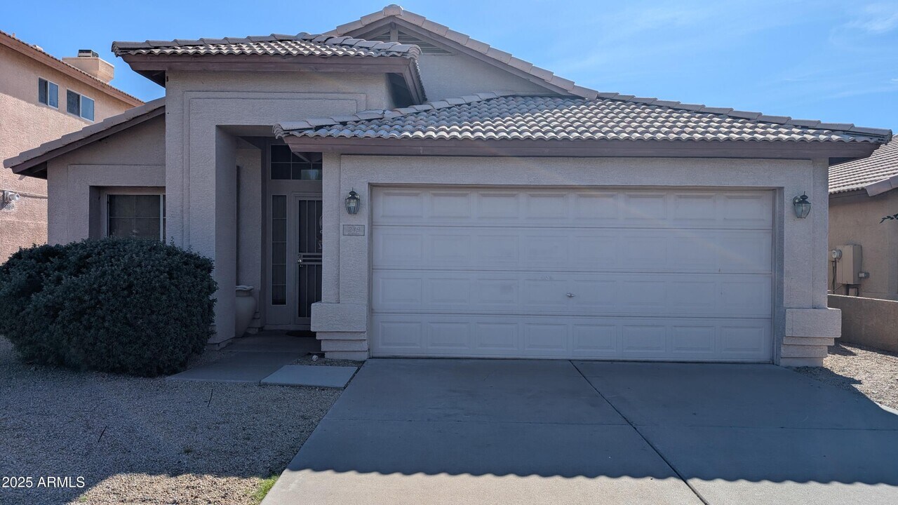 249 W Grovers Ave in Phoenix, AZ - Building Photo