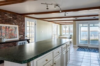 33 Eagle Hill Rd in Ipswich, MA - Building Photo - Building Photo