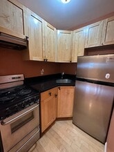 1800 Massachusetts Ave, Unit 8 in Cambridge, MA - Foto de edificio - Building Photo