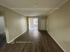 24909 Madison Ave in Murrieta, CA - Foto de edificio - Building Photo