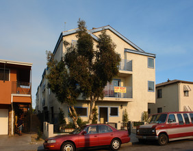 1918 Chestnut Ave in Long Beach, CA - Building Photo - Building Photo