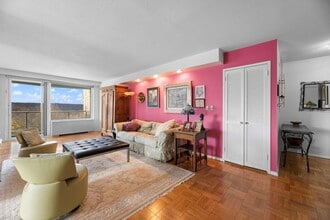 3333 Henry Hudson Pkwy in Bronx, NY - Building Photo - Building Photo